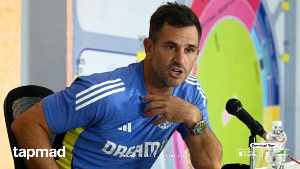 India’s Assistant Coach Ryan Ten Doeschate Talks About Dew Dilemma