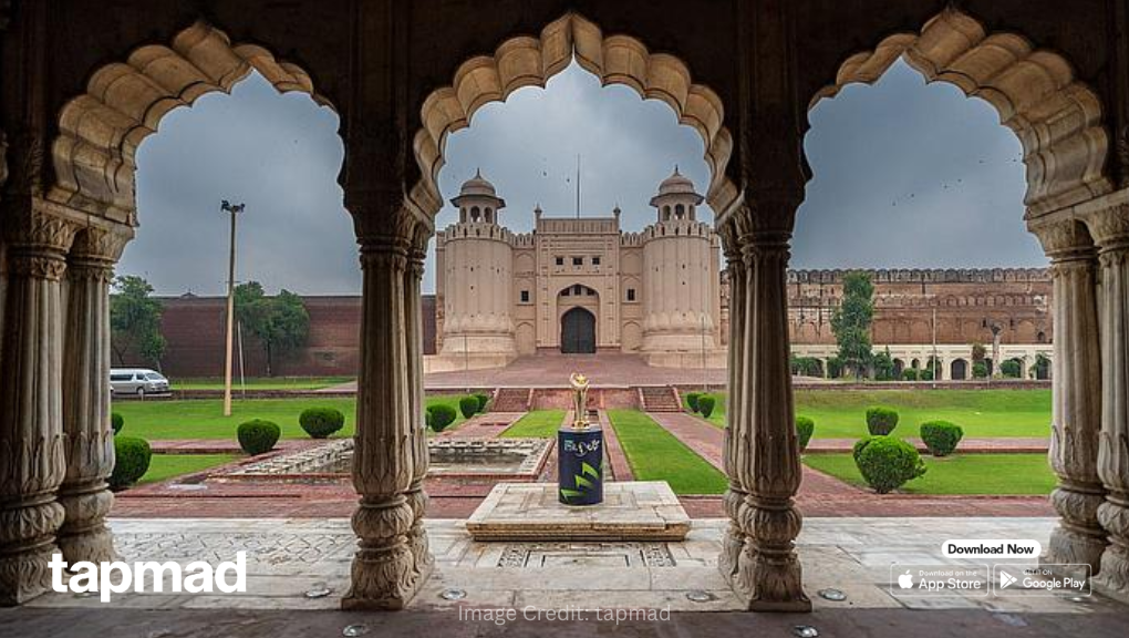 PSL Trophy Reaches Lahore as Nationwide Tour Lights Up Minar-e-Pakistan