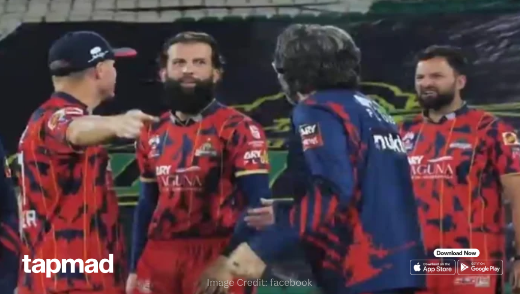 David Warner Breaks Silence on Viral Video Involving Moeen Ali