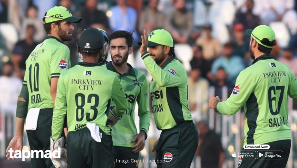 Pak vs Aus 1st ODI Live Updates After 30 Overs