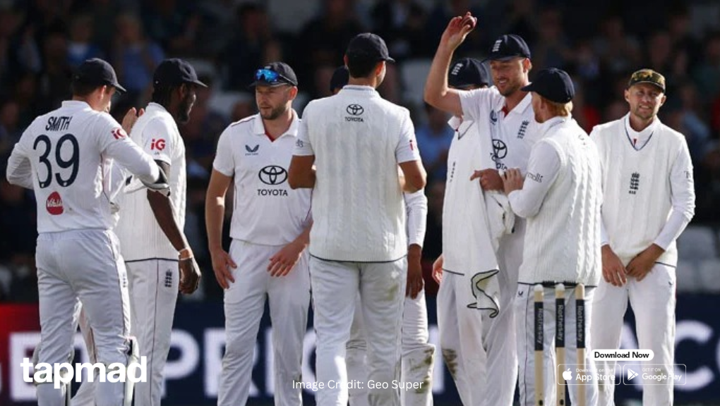 Robinson, Tongue Shine as England Bowl Pakistan Out for 171 in First Innings