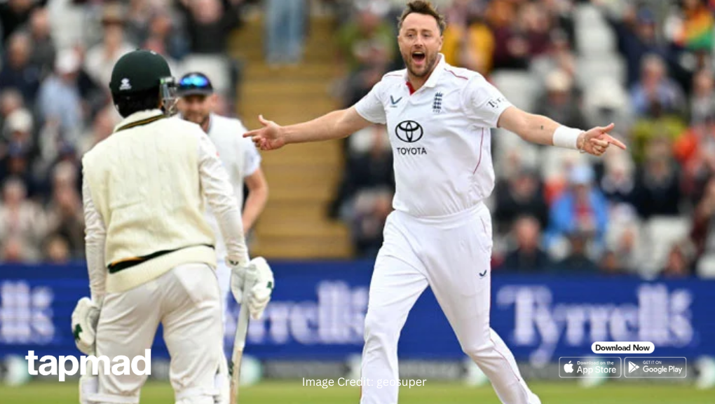 Pakistan’s Struggles Continue as Robinson Strikes Before Rain Stops Play on Third Day